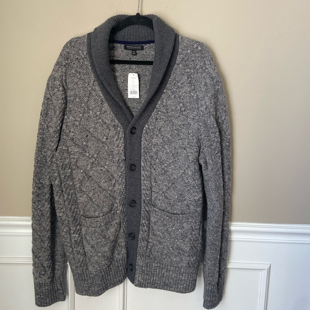 NWT Men’s Banana Republic Grey Button Front Cardigan-‎ XL